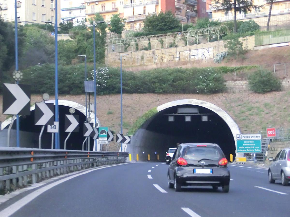 Vomero Tunnel western portals 