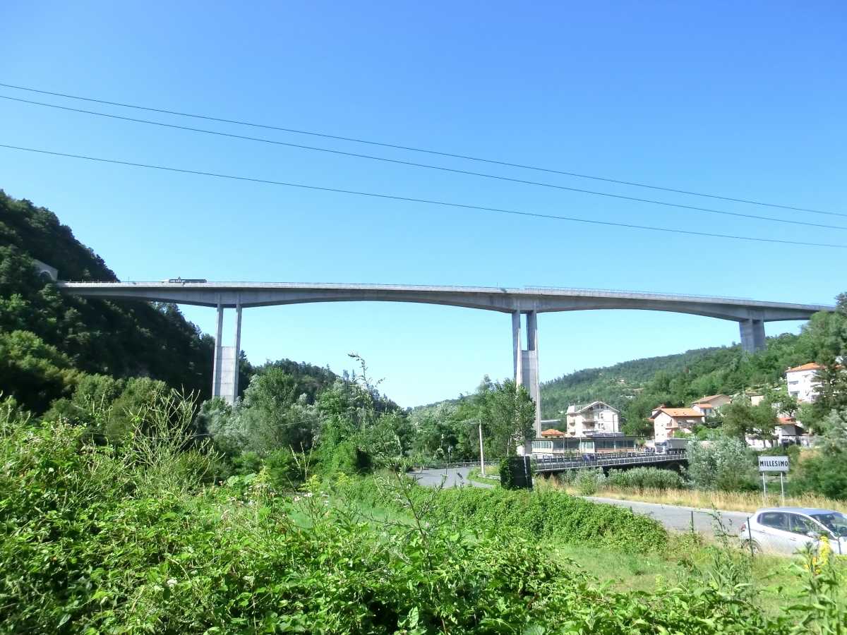 Talbrücke Bormida di Millesimo Nord 