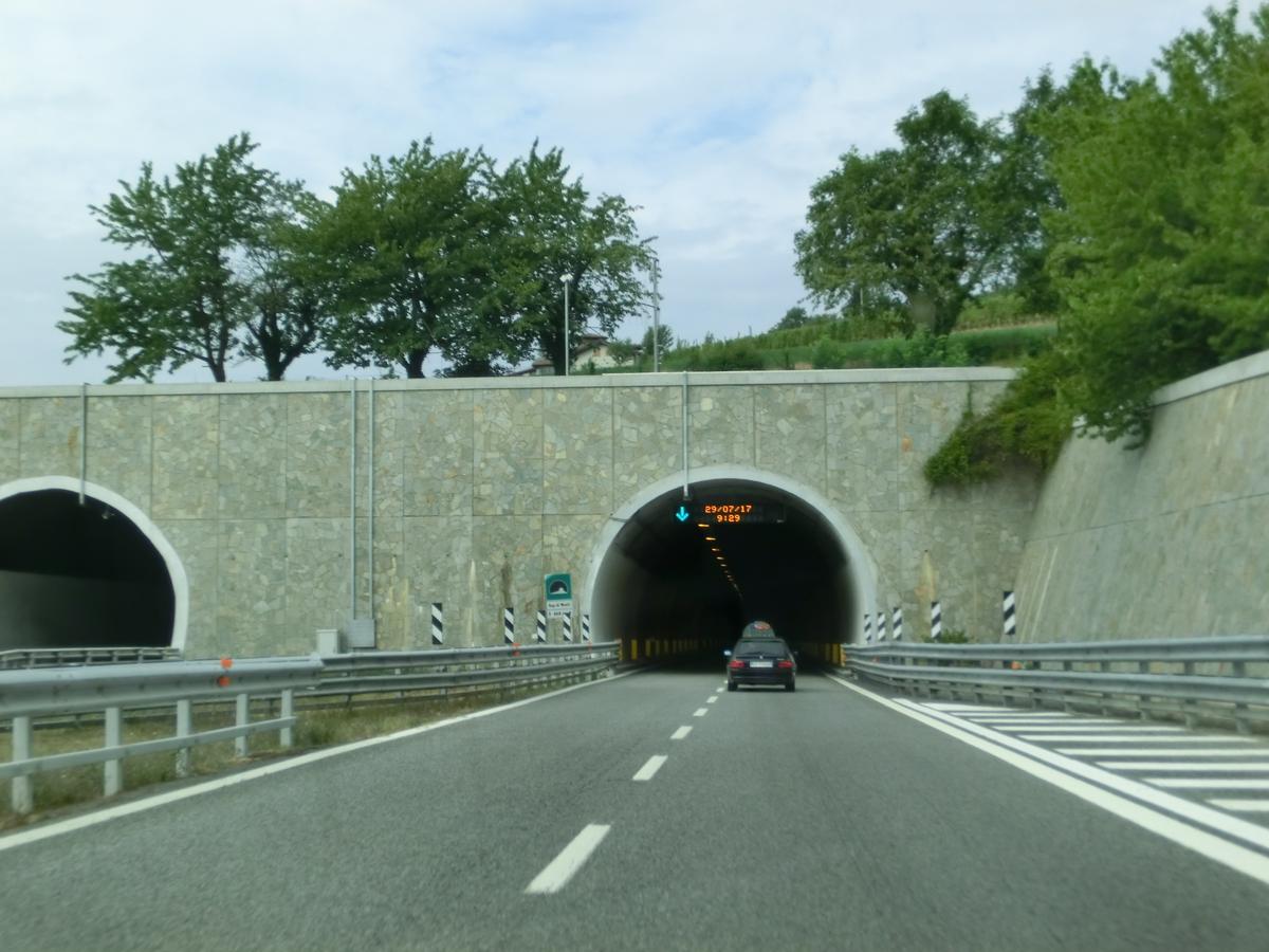 Gay di Monti Tunnel southern portals 