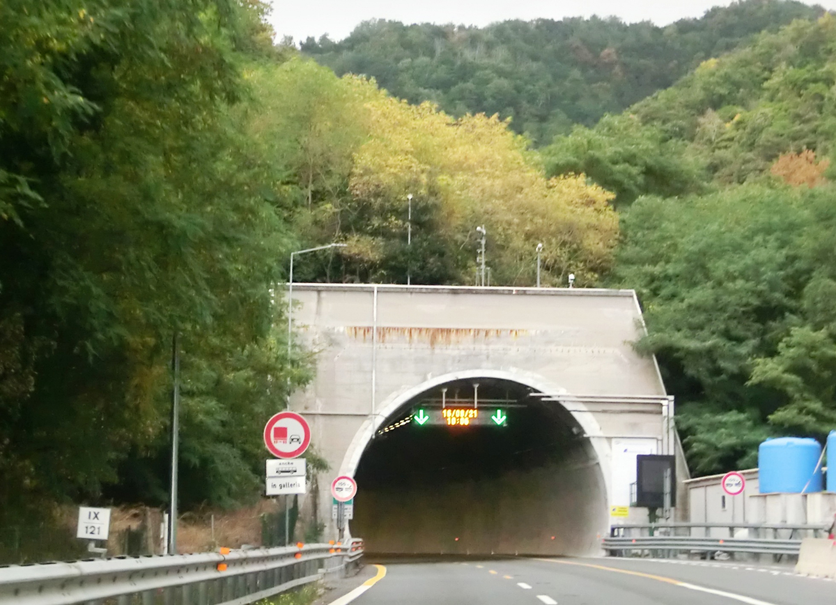 Passeggi II Tunnel southern portal 