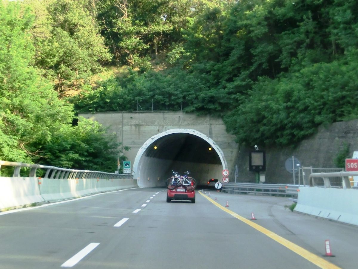 Tunnel de Teccio II 