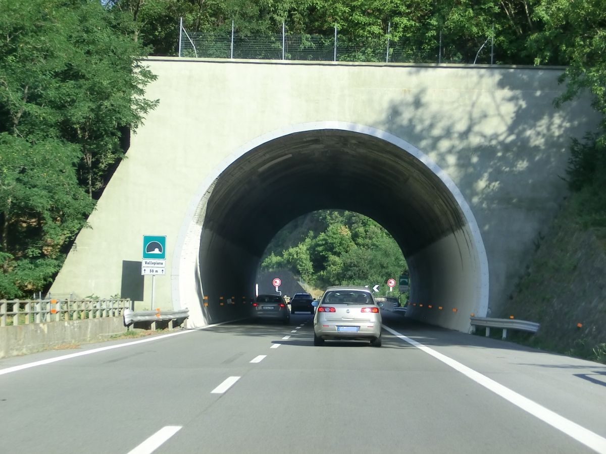 Vallepiana Tunnel northern portal 