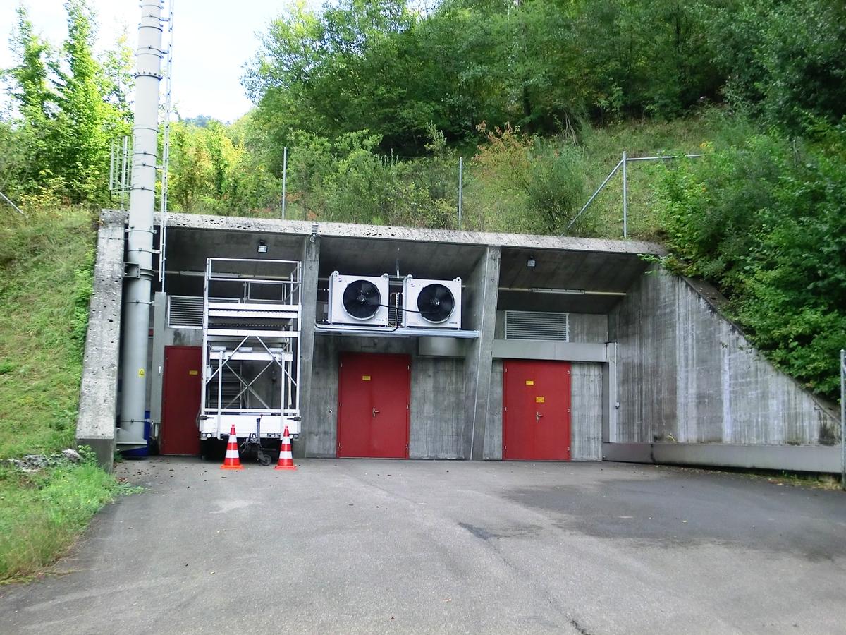 Sachseln Tunnel ventilation central 