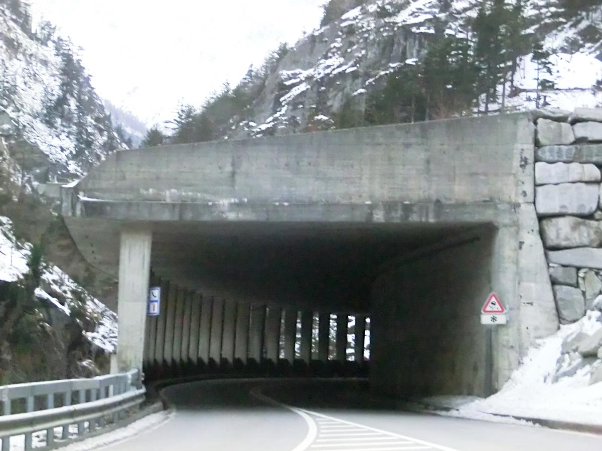 Casermetta Tunnel eastern portal 