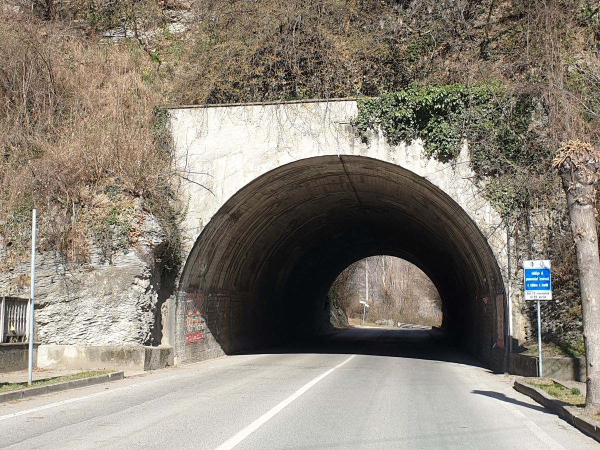Berzo Inferiore Tunnel 