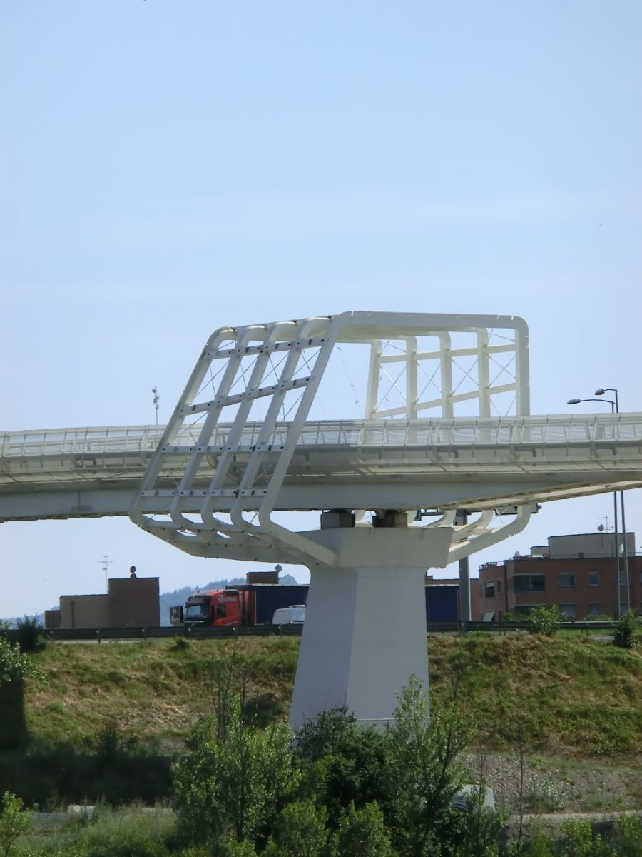 Marconi Express, bridge across A14 Motorway 