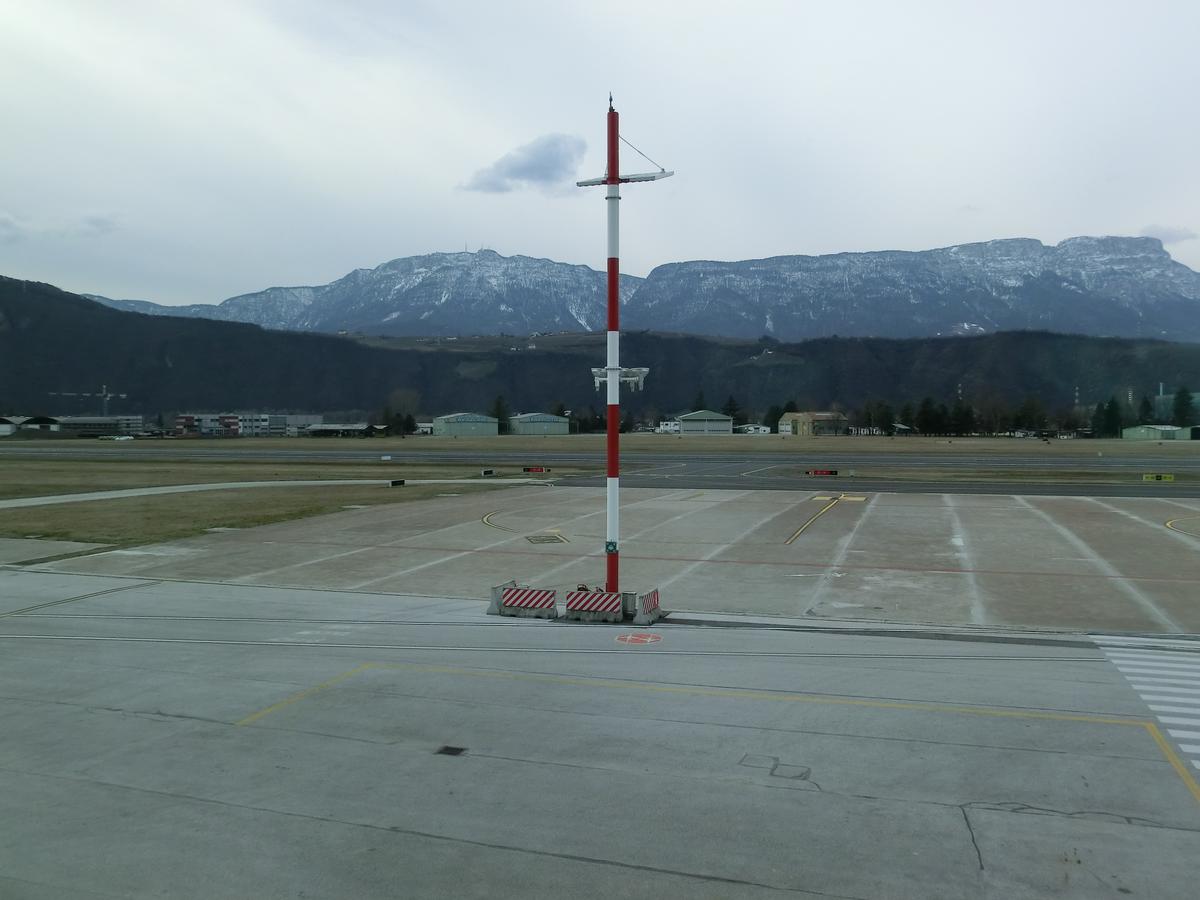 Bolzano Dolomiti Airport 