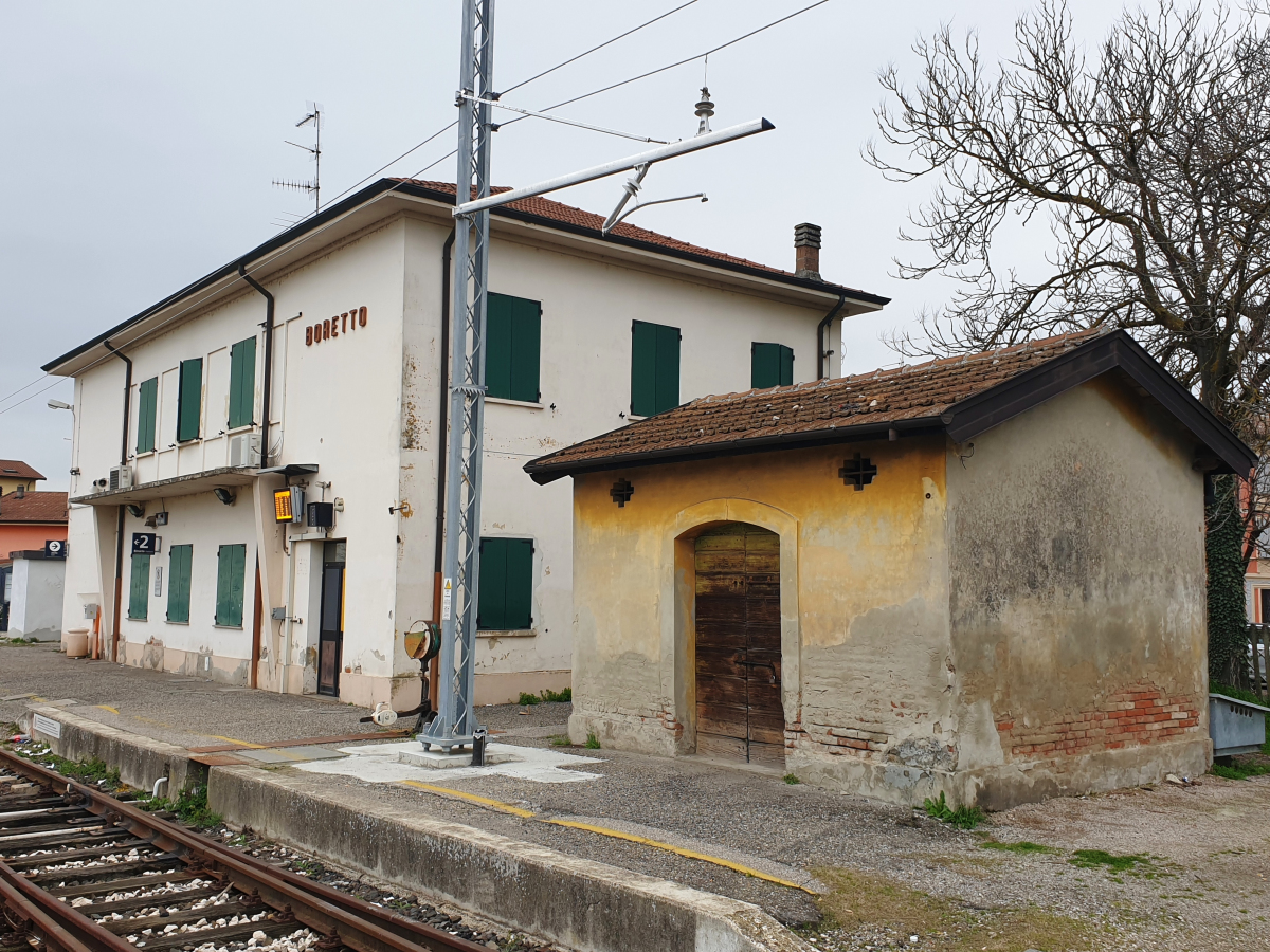 Bahnhof Boretto 