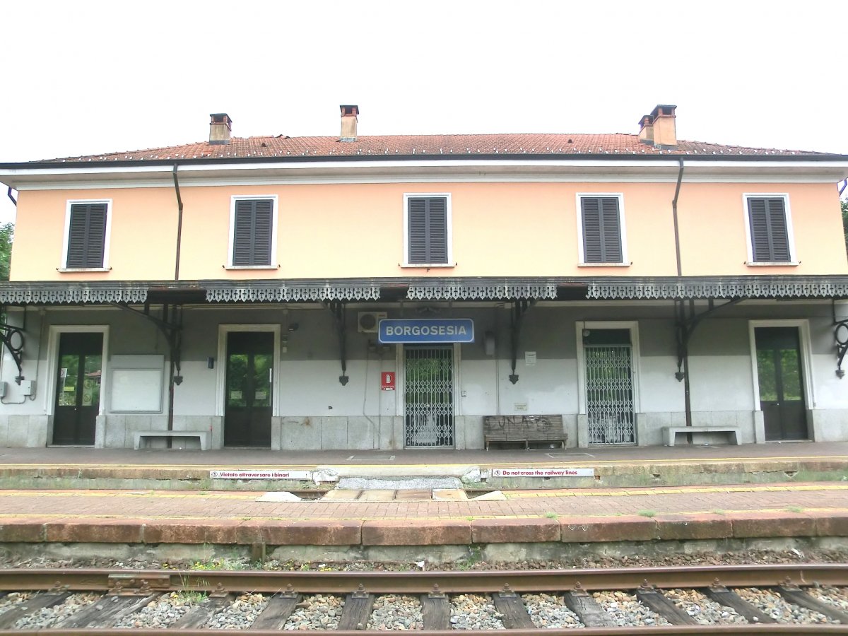 Bahnhof Brogosesia 