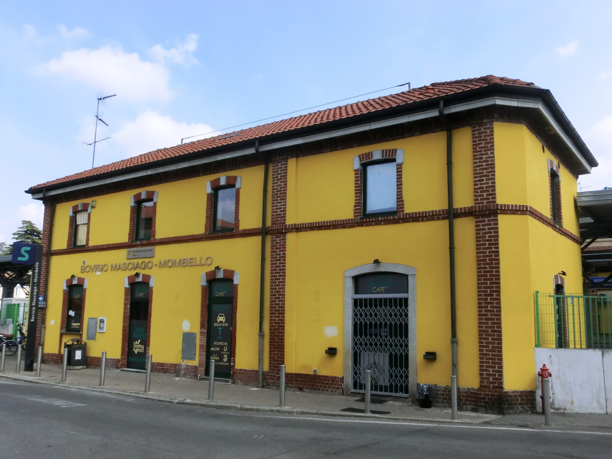 Gare de Bovisio Masciago-Mombello 