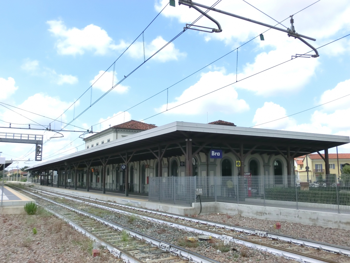 Bahnhof Bra 