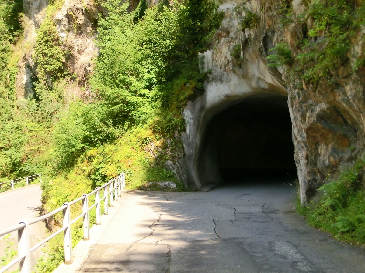 Tunnel Bristen 3 
