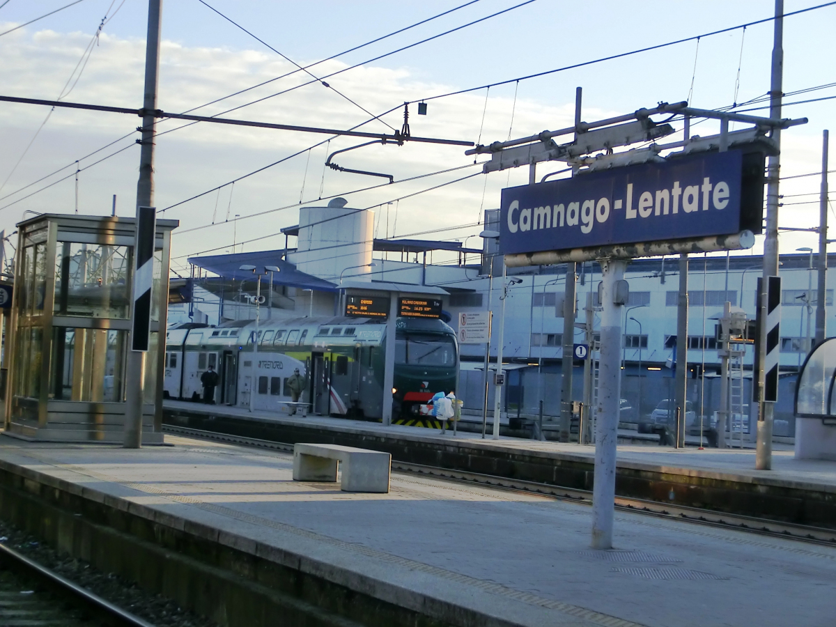 Camnago-Lentate Station 