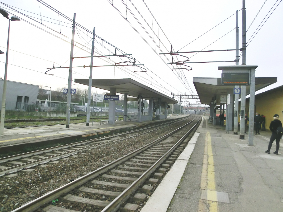 Cassano d'Adda Station 