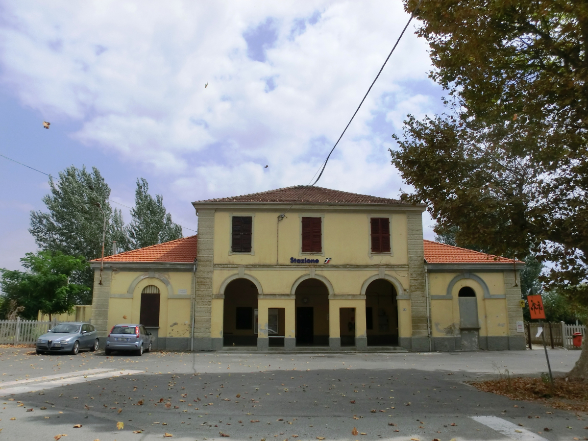 Bahnhof Cassine 