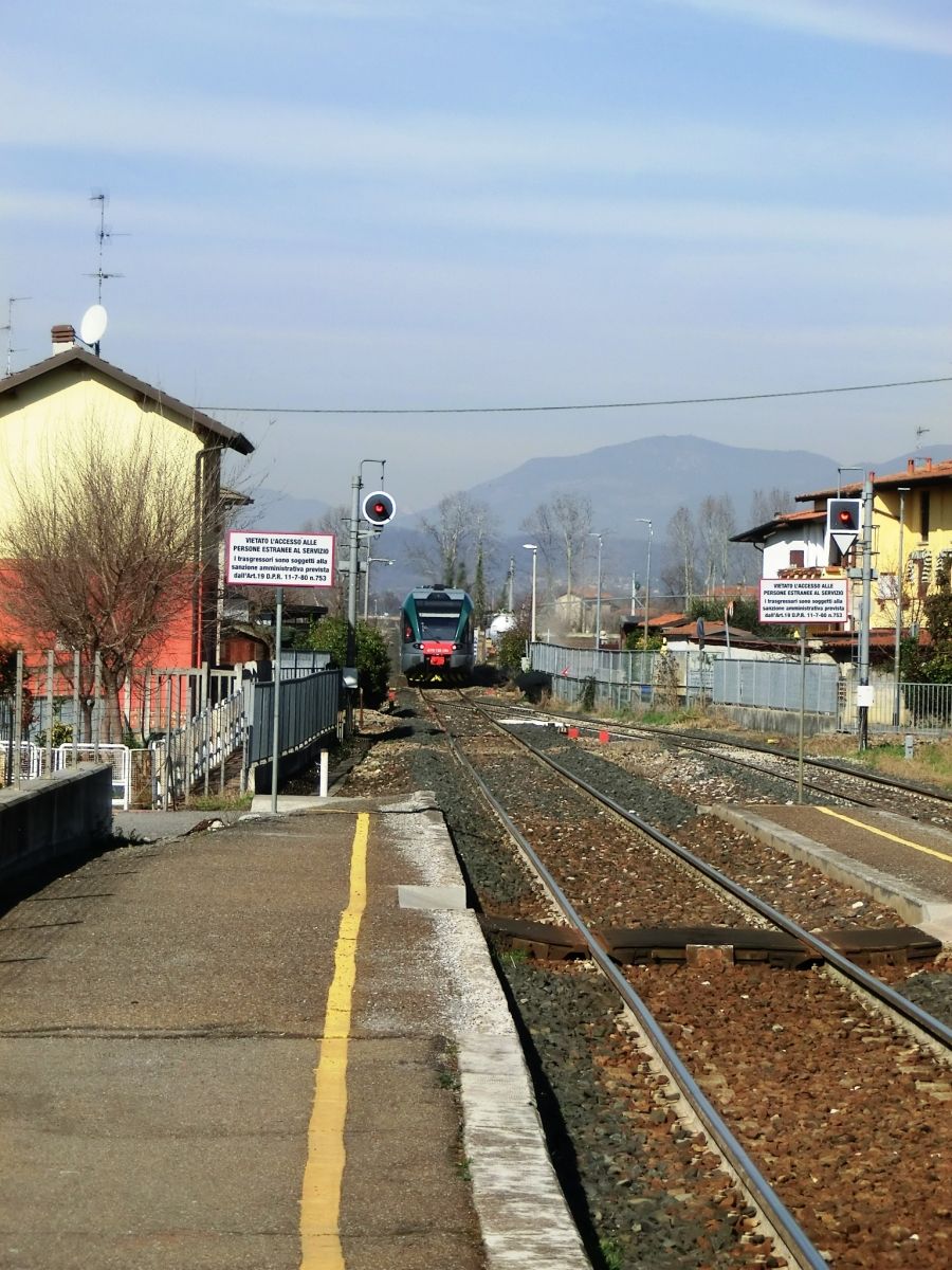 Castegnato Railway Station 