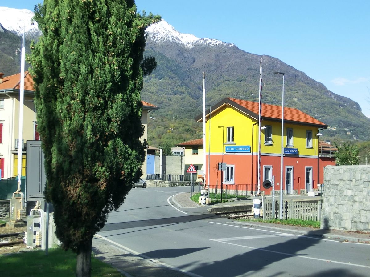 Bahnhof Ceto-Cerveno 
