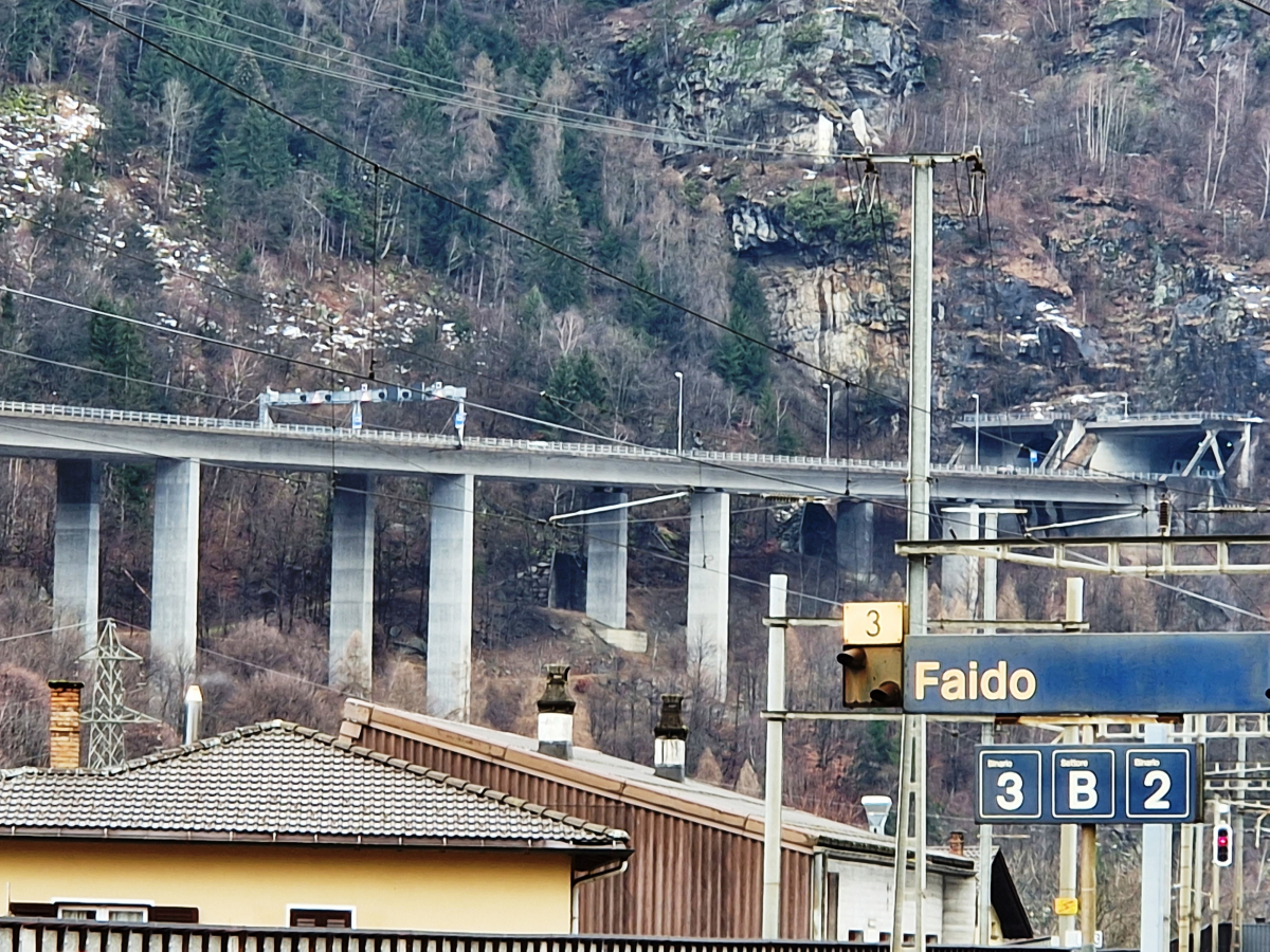 Traseggio Viaduct and Casletto Tunnel 