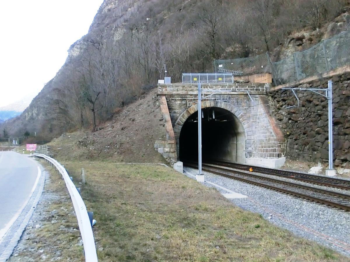 Crocetto Tunnel southern portal 