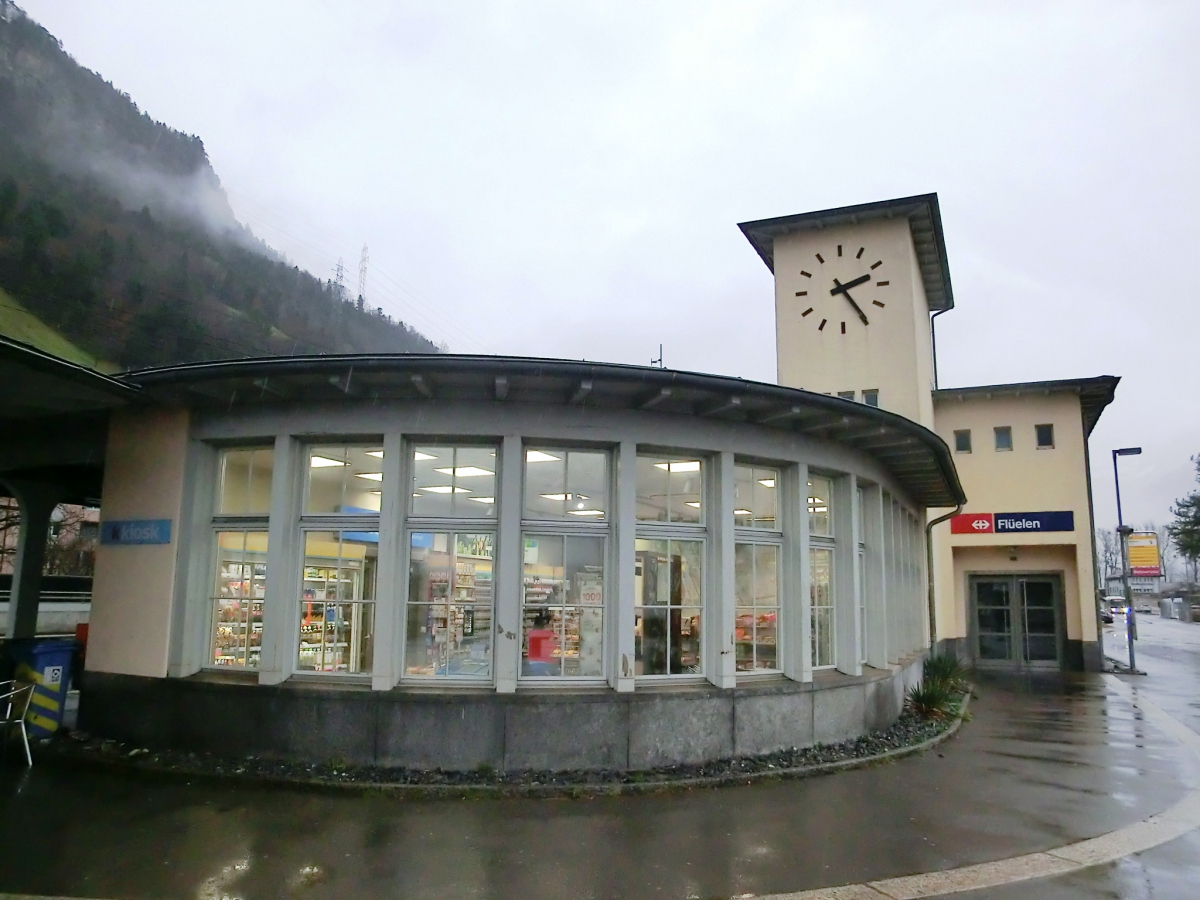Flüelen station 