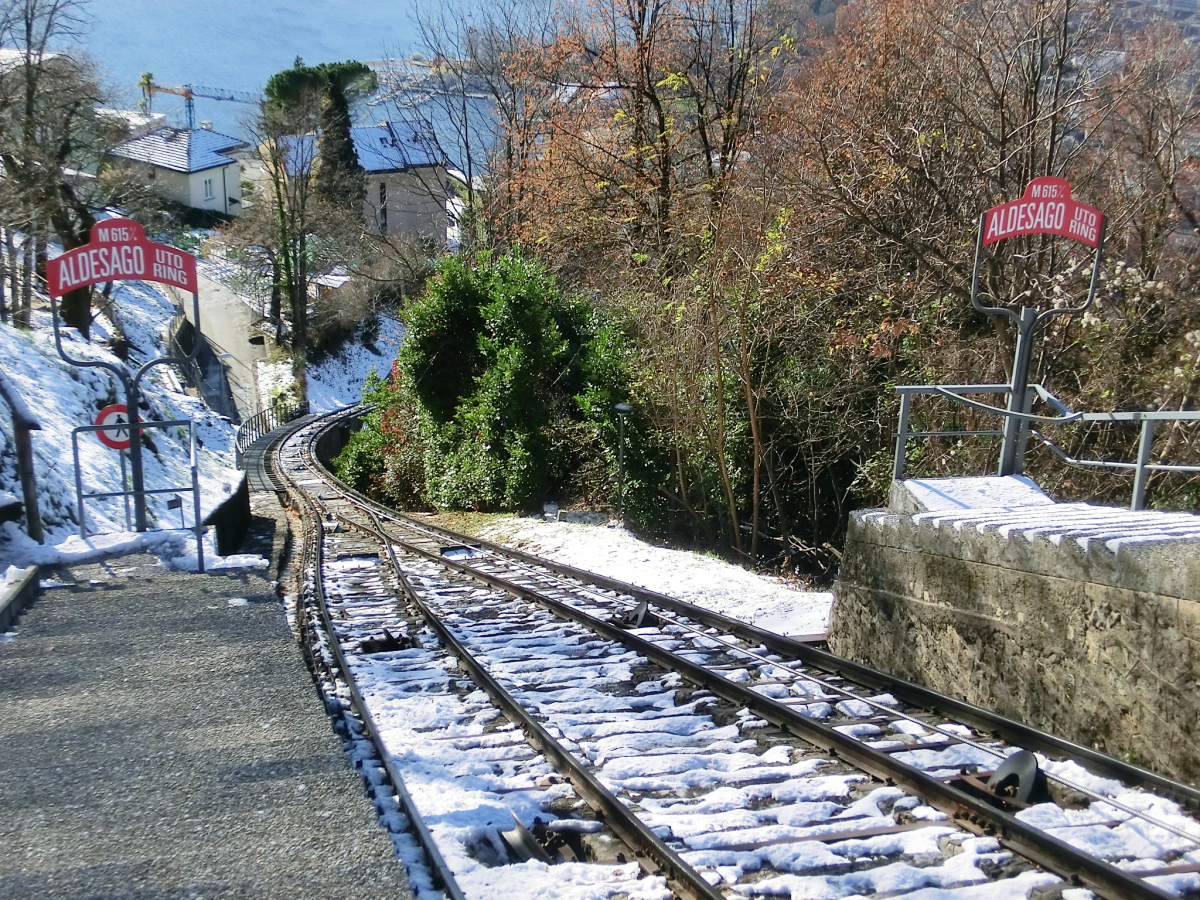 Cassarate-Monte Brè Funicular, Aldesago Utoring Station 