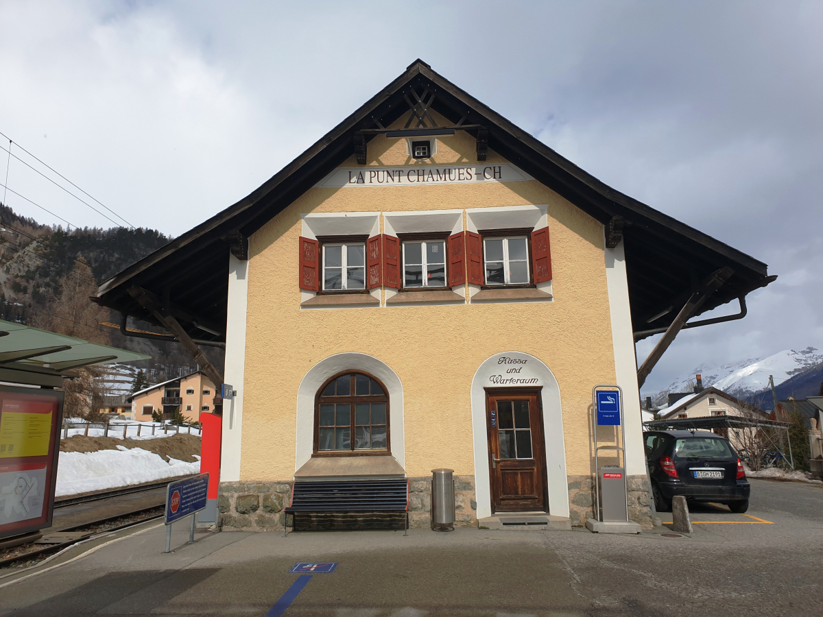 La Punt Chamues-ch Station 