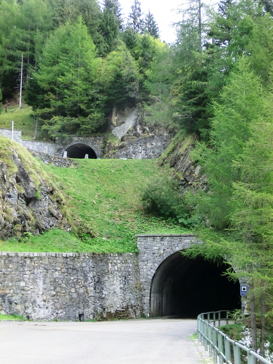 Tunnel Luzzone I 