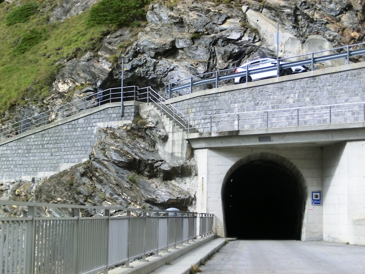 Tunnel Luzzone II 