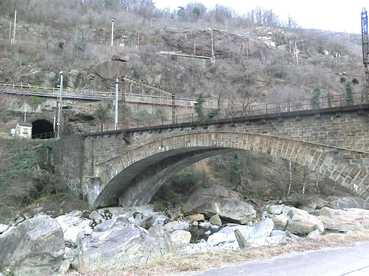 Travi Tunnel lower portal and Ticino-Biaschina Bridge 