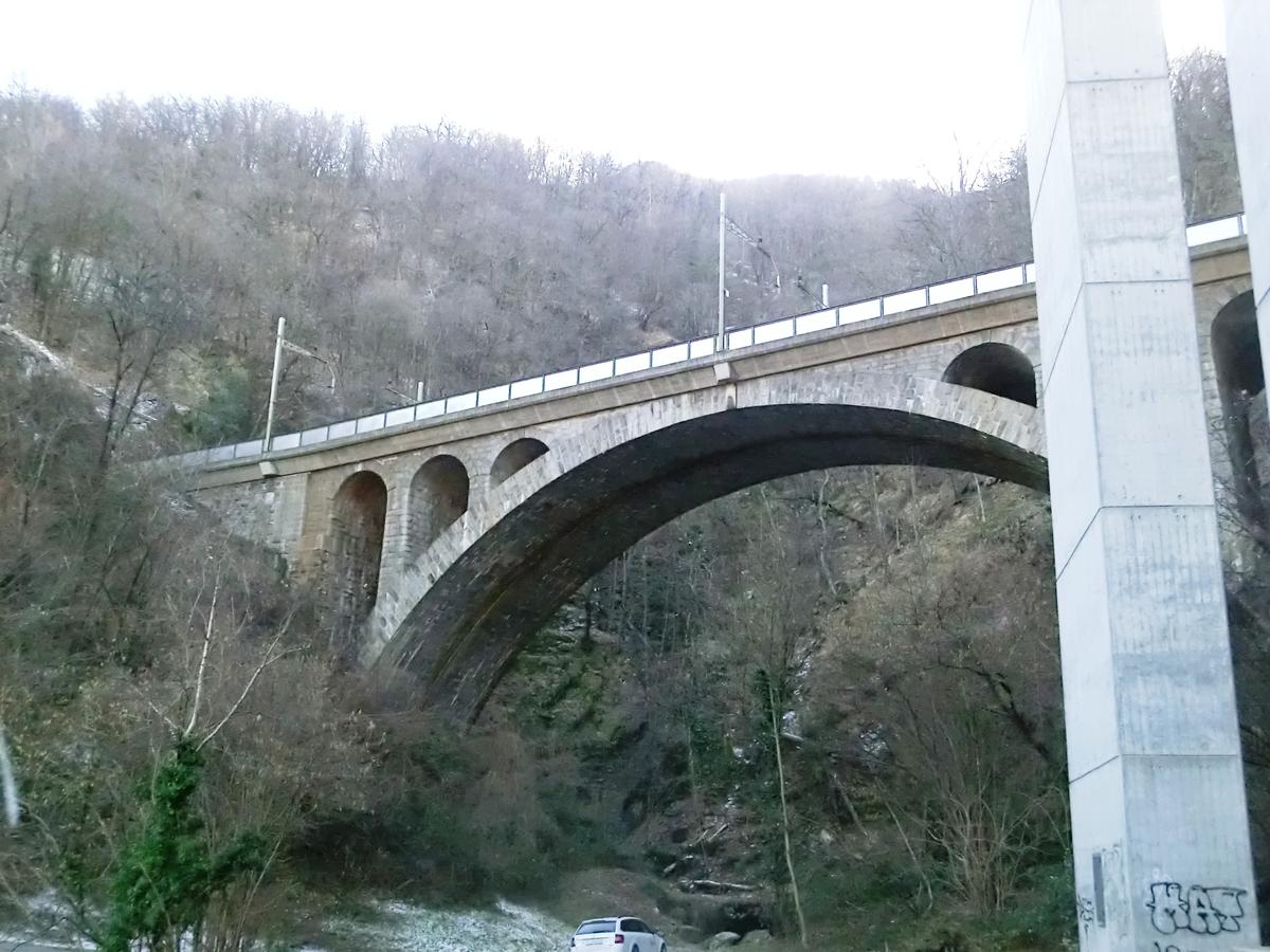 Robasacco Bridge 