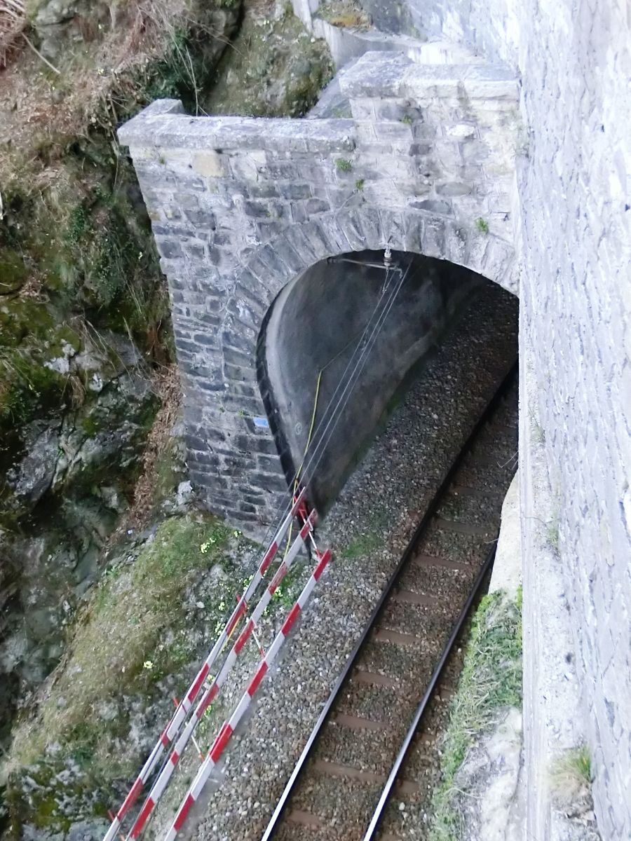 Dirinei Tunnel eastern portal 
