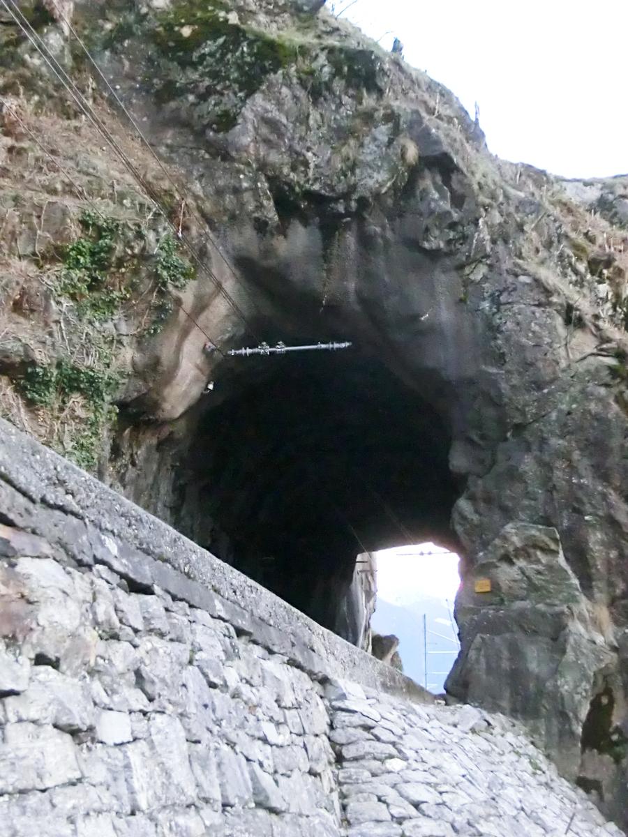 Tunnel de Sass Gott 