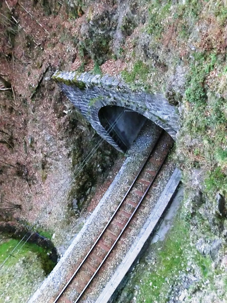 Tries Tunnel eastern portal 