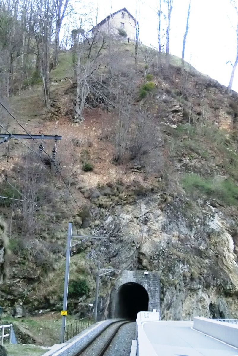 Vignascia Tunnel western portal 