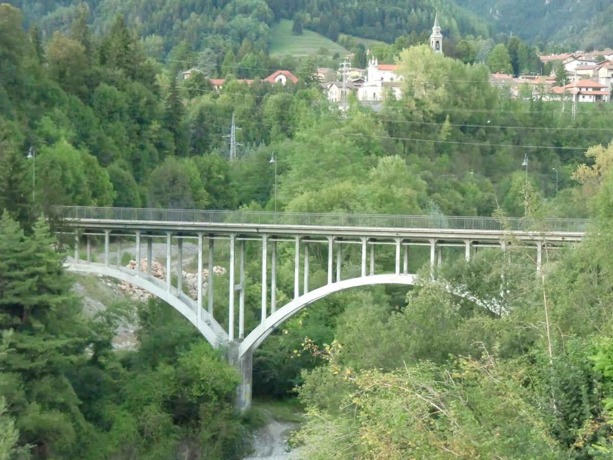 Old Songavazzo Bridge 