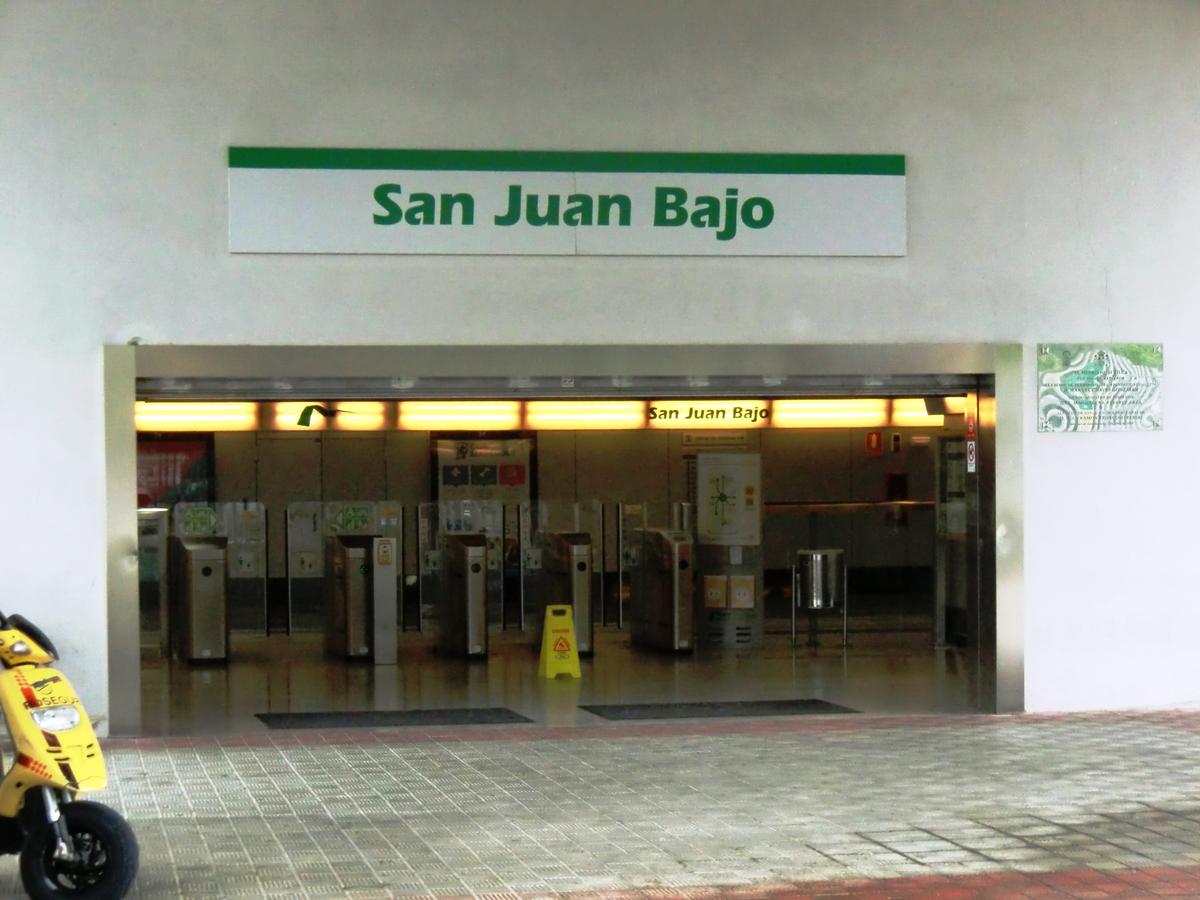 Metrobahnhof San Juan Bajo 