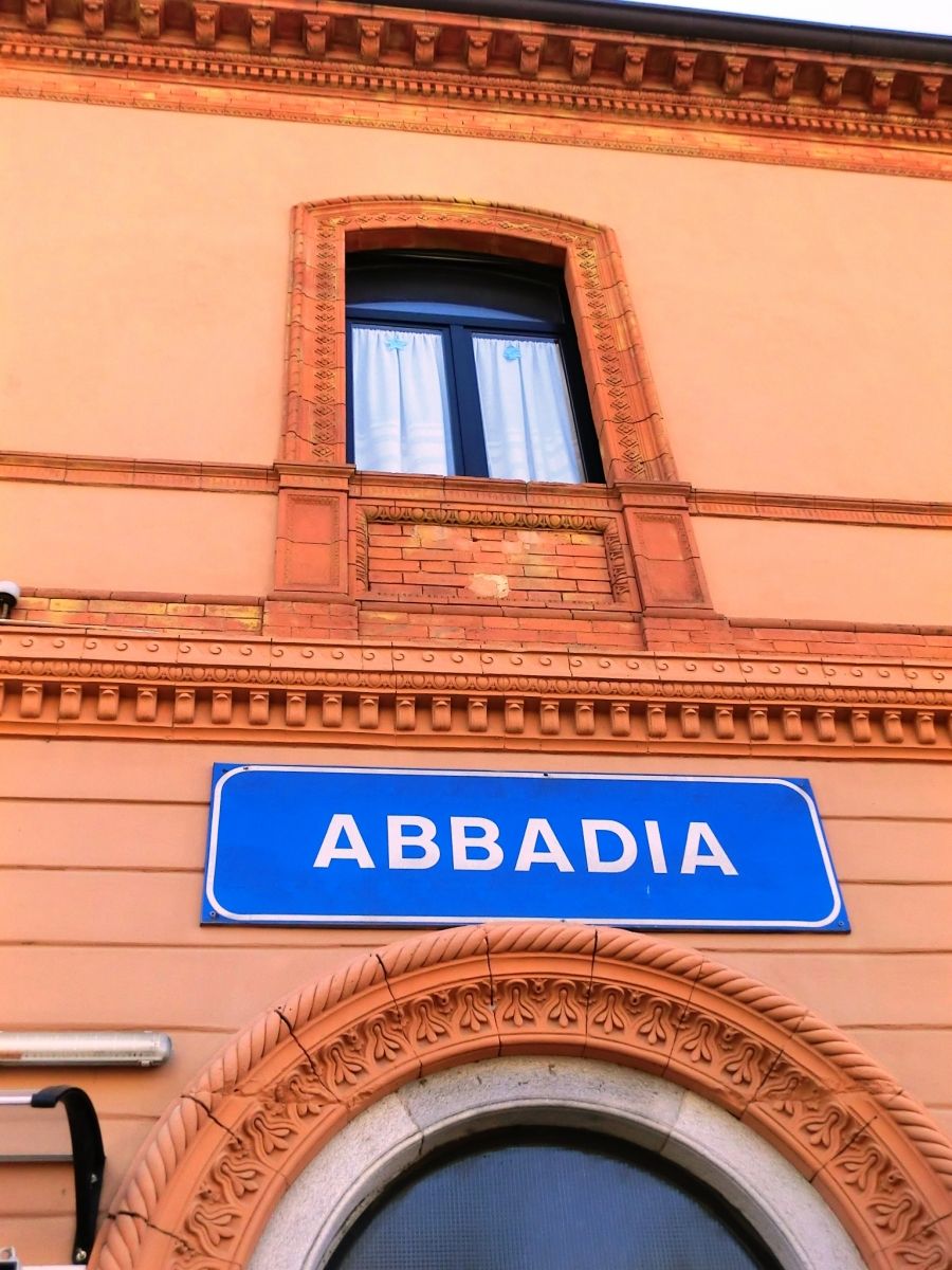 Abbadia Lariana Station 