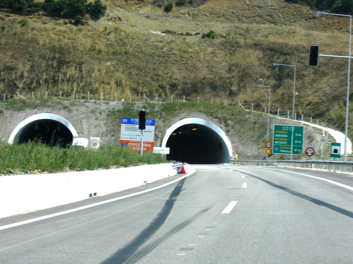 Tunnel Zagori 