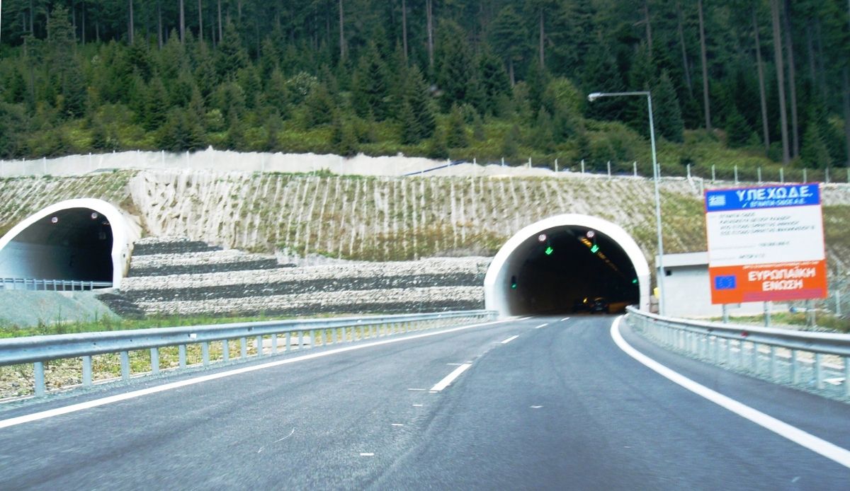 Kostarakos Tunnel southwestern portals 