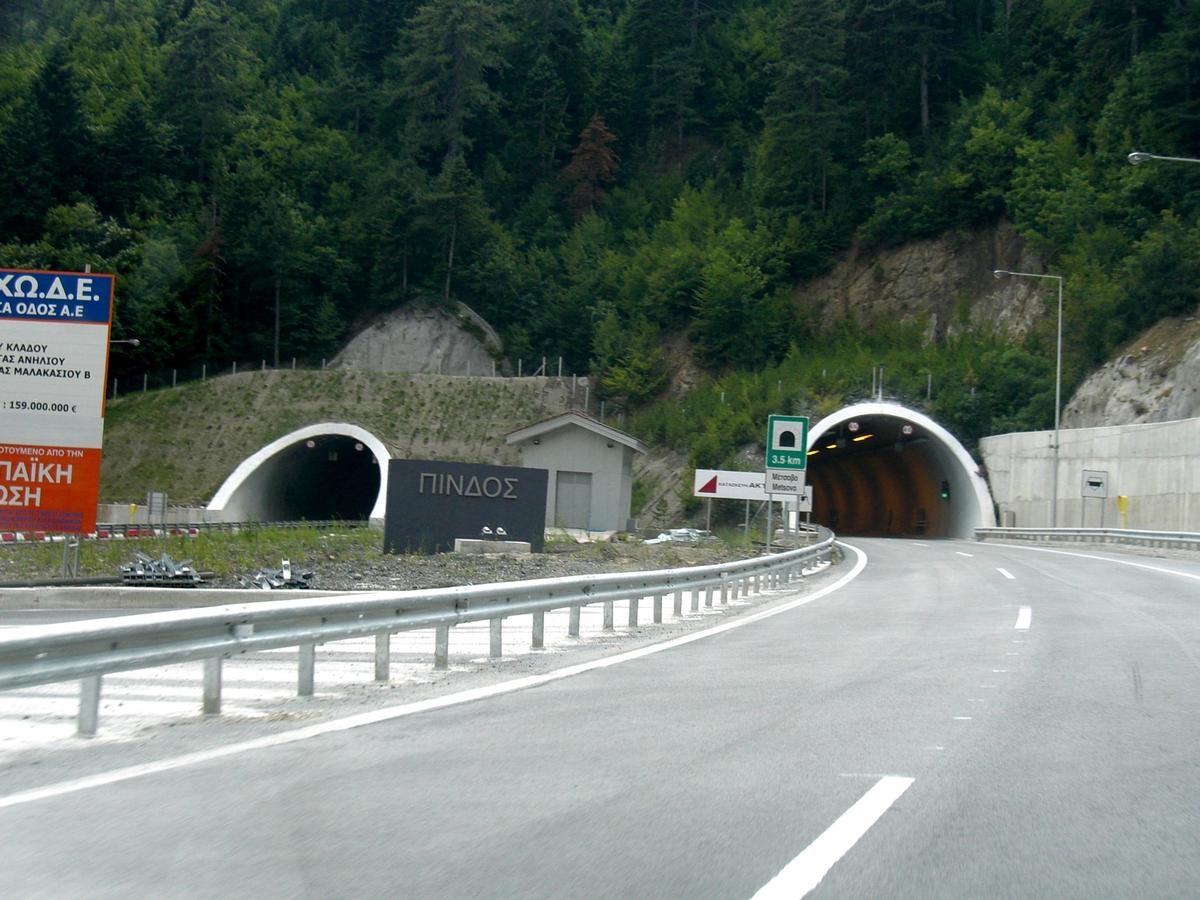 Metsovo tunnels: eastern portals 