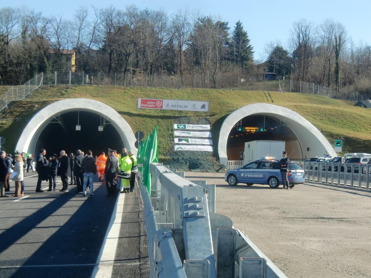 Morazzone Tunnel western portals on inauguration day 