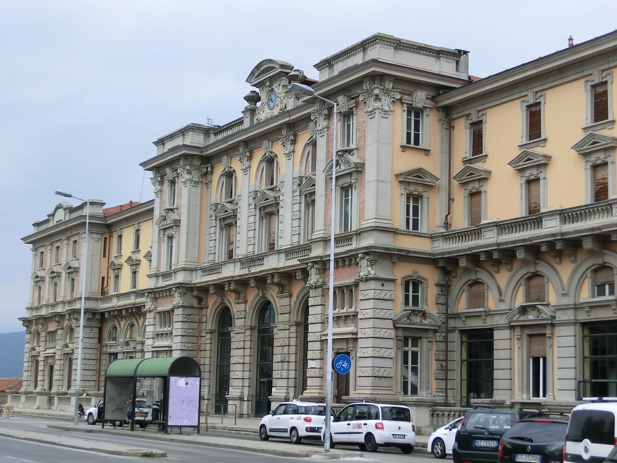 Bahnhof Cuneo 