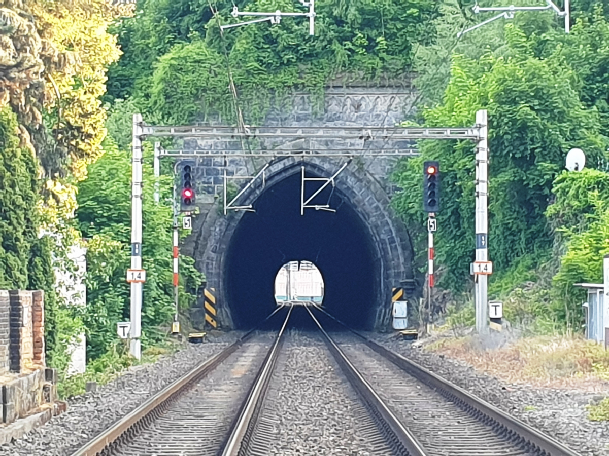 Tunnel Ovčí stěna 