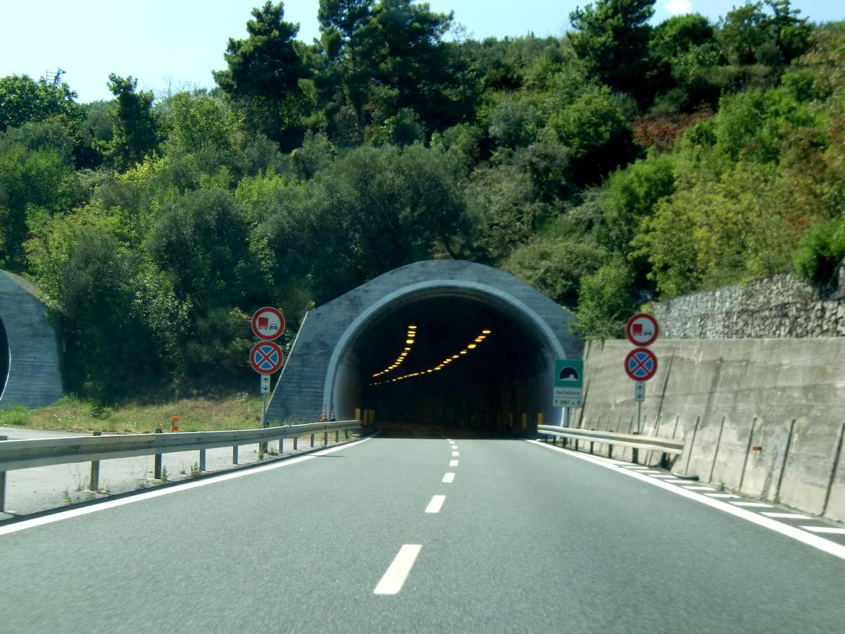 Castellaro Tunnel eastern portal 