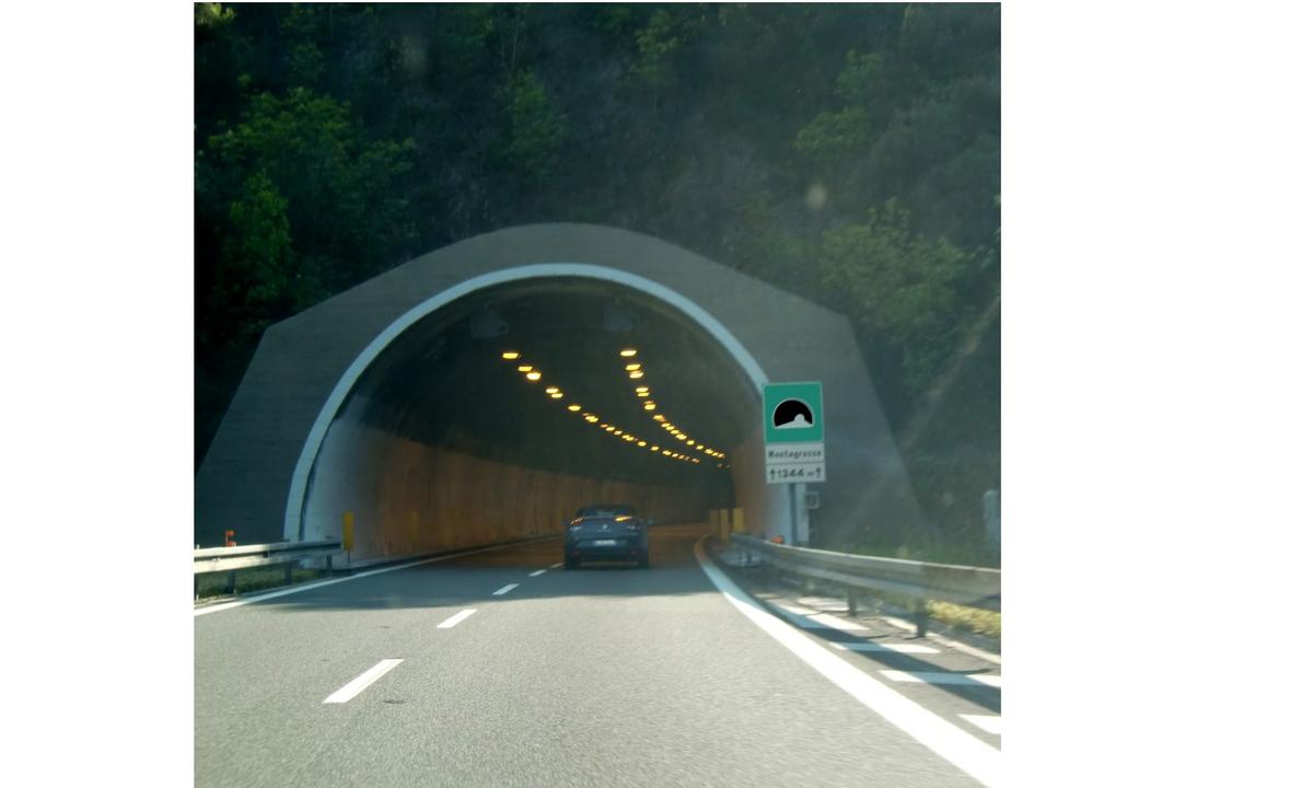 Monte Grosso western portal, eastbound direction 