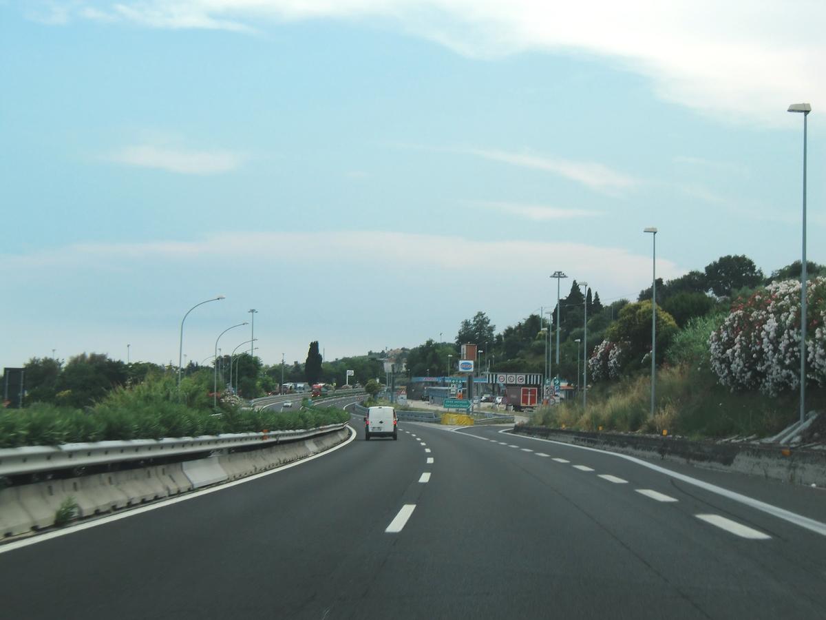 A 14 Motorway at service area Tortoreto 