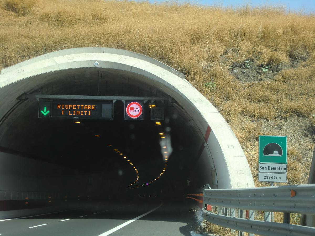 San Demetrio-Tunnel 