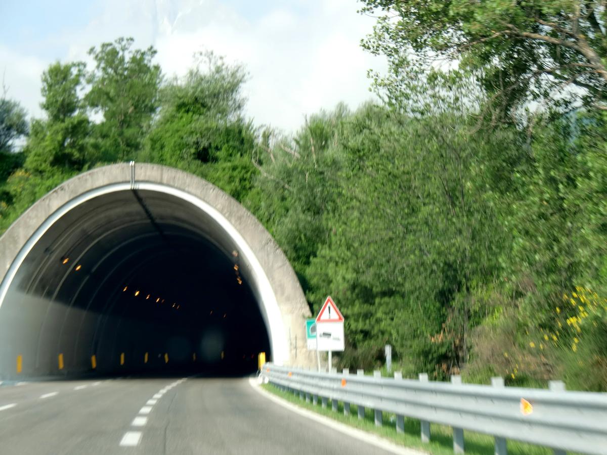 Colledara Tunnel eastern portal 