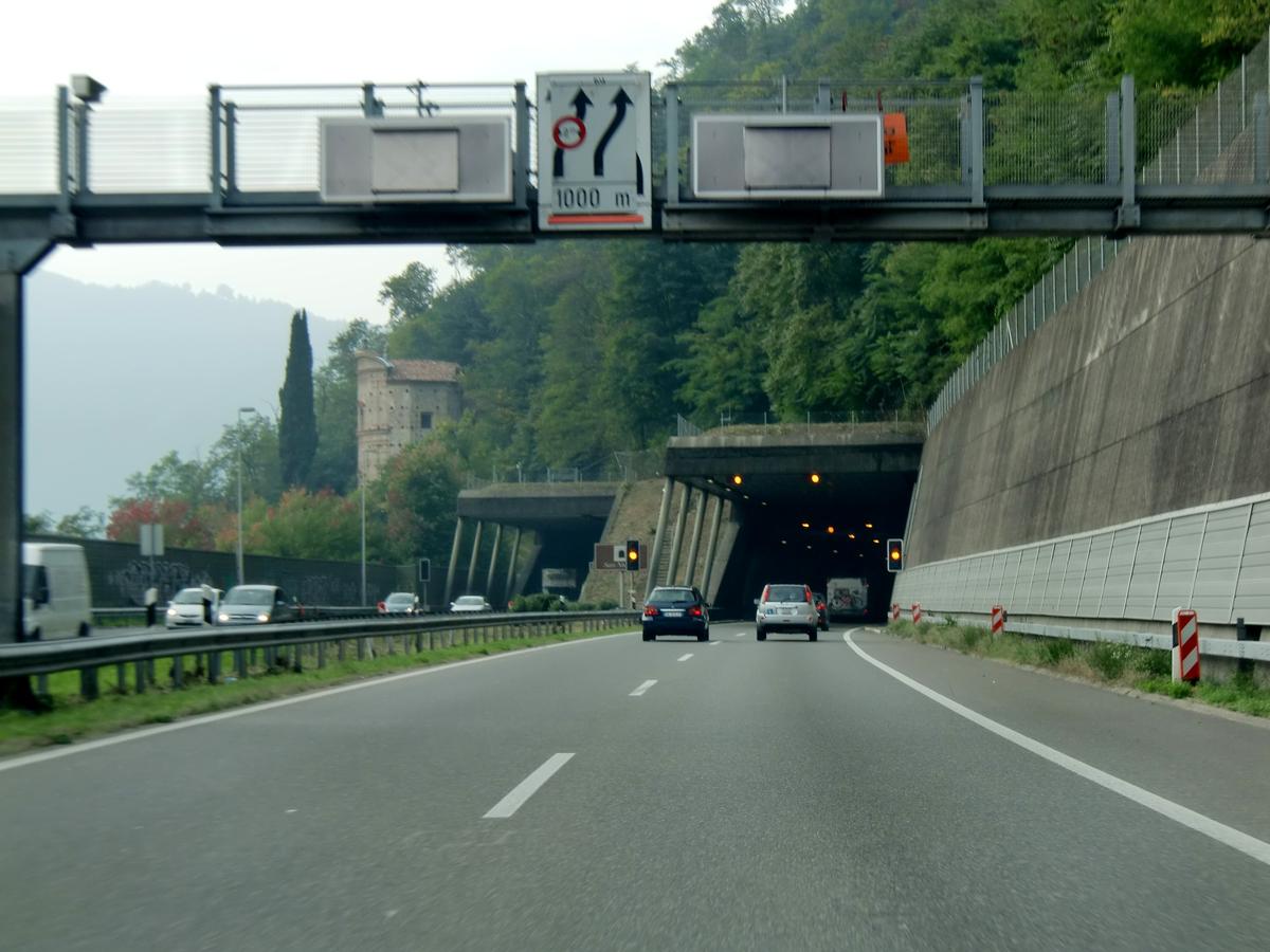 San Salvatore-Tunnel 
