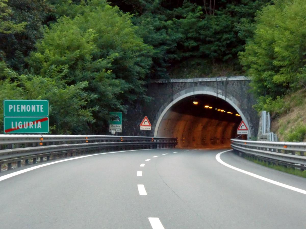 Gabbia Tunnel, southern portal 